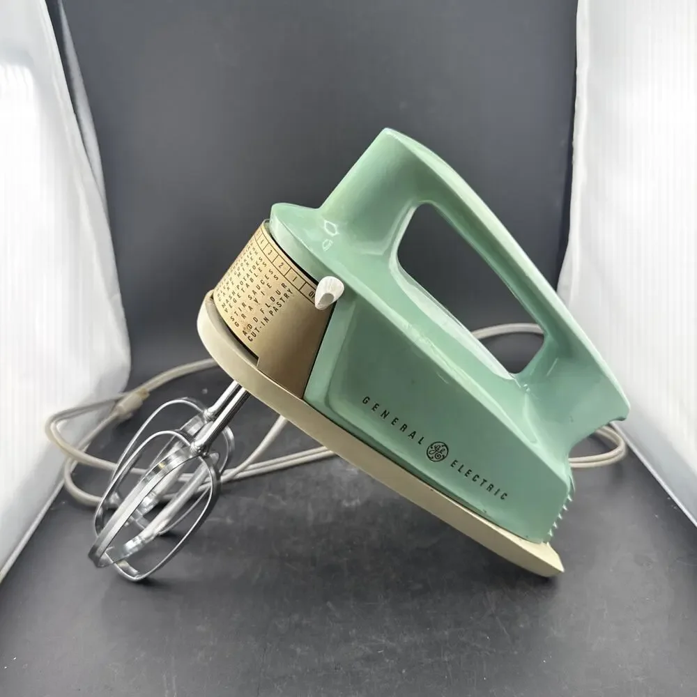 Vintage GE 12 Speed Hand Mixer Turquoise Aqua Model 37M25 MCM Electric WORKS